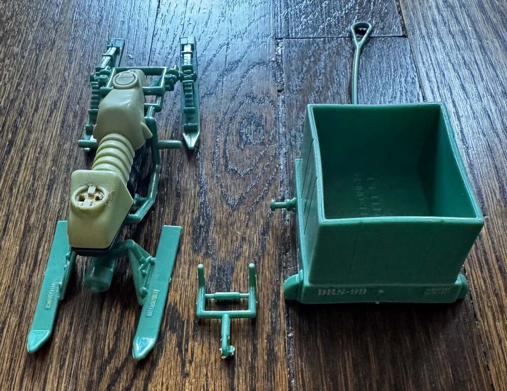 VTG 1984 G.I. Joe Cobra Dreadnok Chameleon Zartan’s Swamp Skier ALMOST COMPLETE
